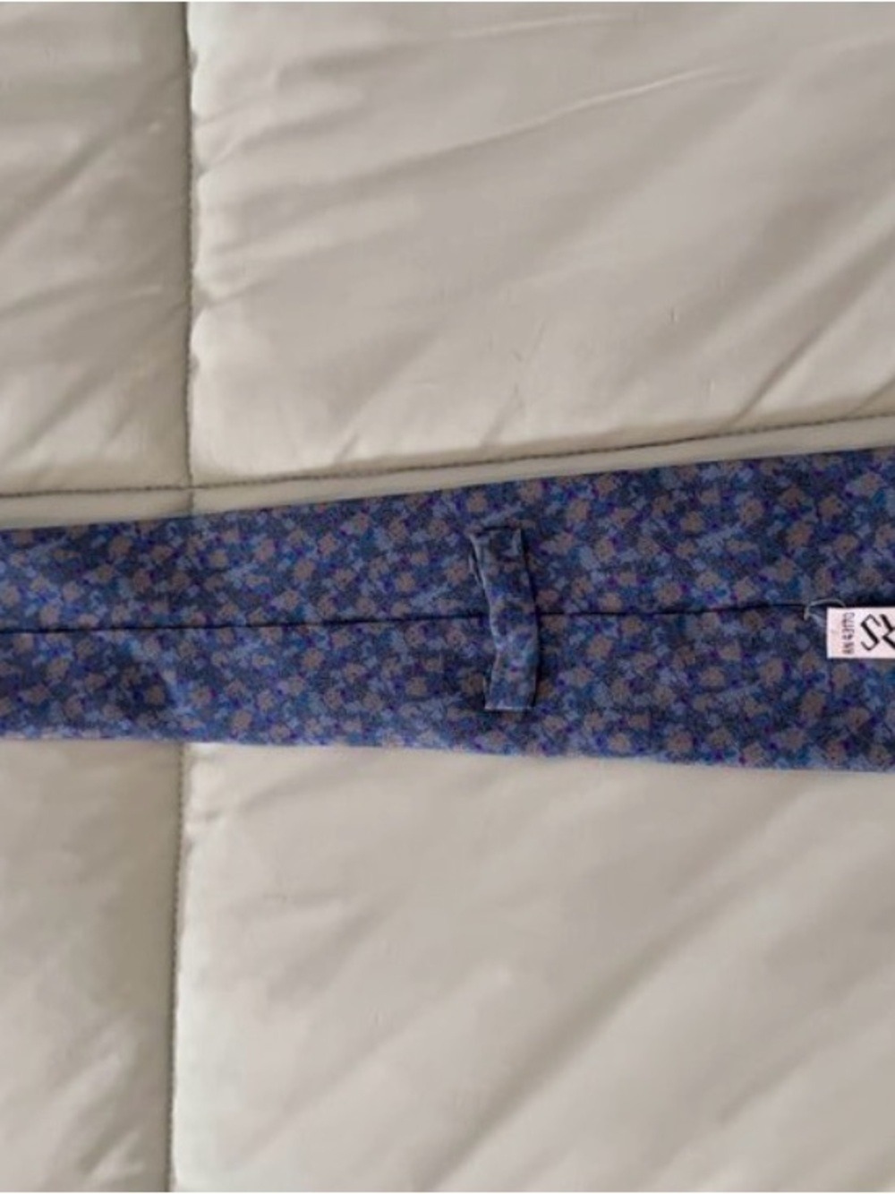 Men's Blue Floral 100% Silk Tie - Picture 3 of 4